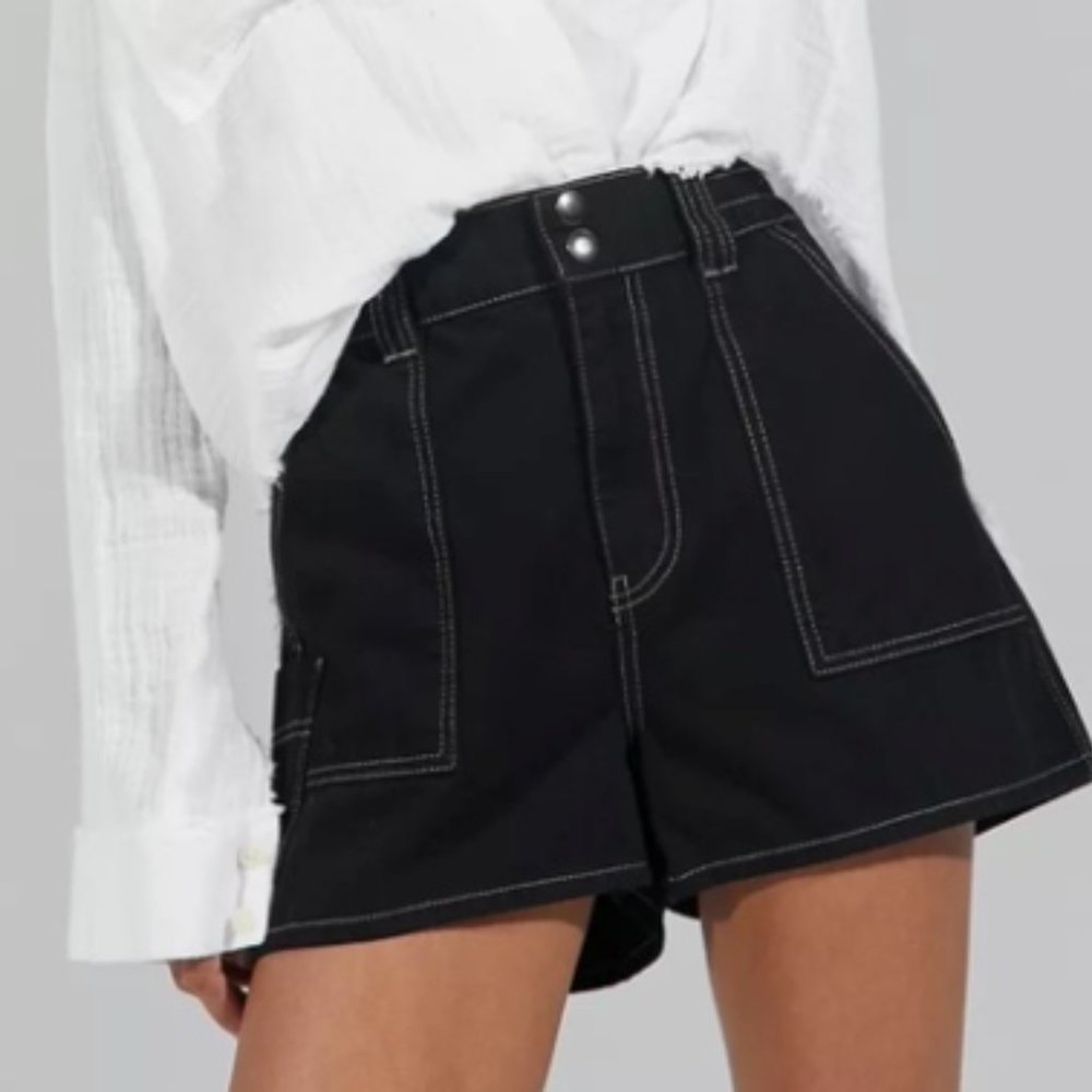 Urban Outfitters BDG High-Waisted Skate Short – Black Denim